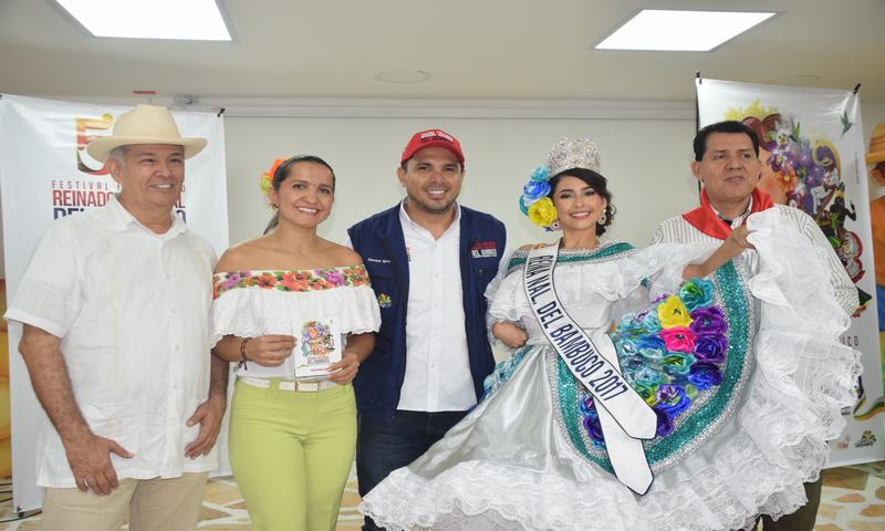 Diana Marcela Molina, secretaria de Cultura Departamental; José Fabián Torres Celis, Director de Corposanpedro; Evelyn Tatiana Bello Yara, Reina Nacional del Bambuco y Raúl Rivera Cortes, Secretario de Cultura de Neiva.